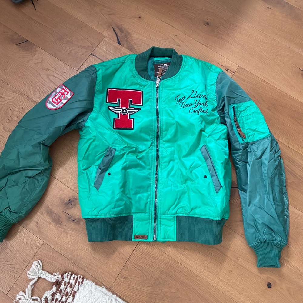 Two Tones top gun green bomber jacket size XXL